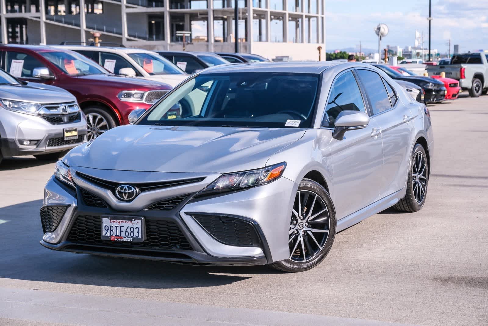 Thumbnail: 2022 Toyota Camry - 1