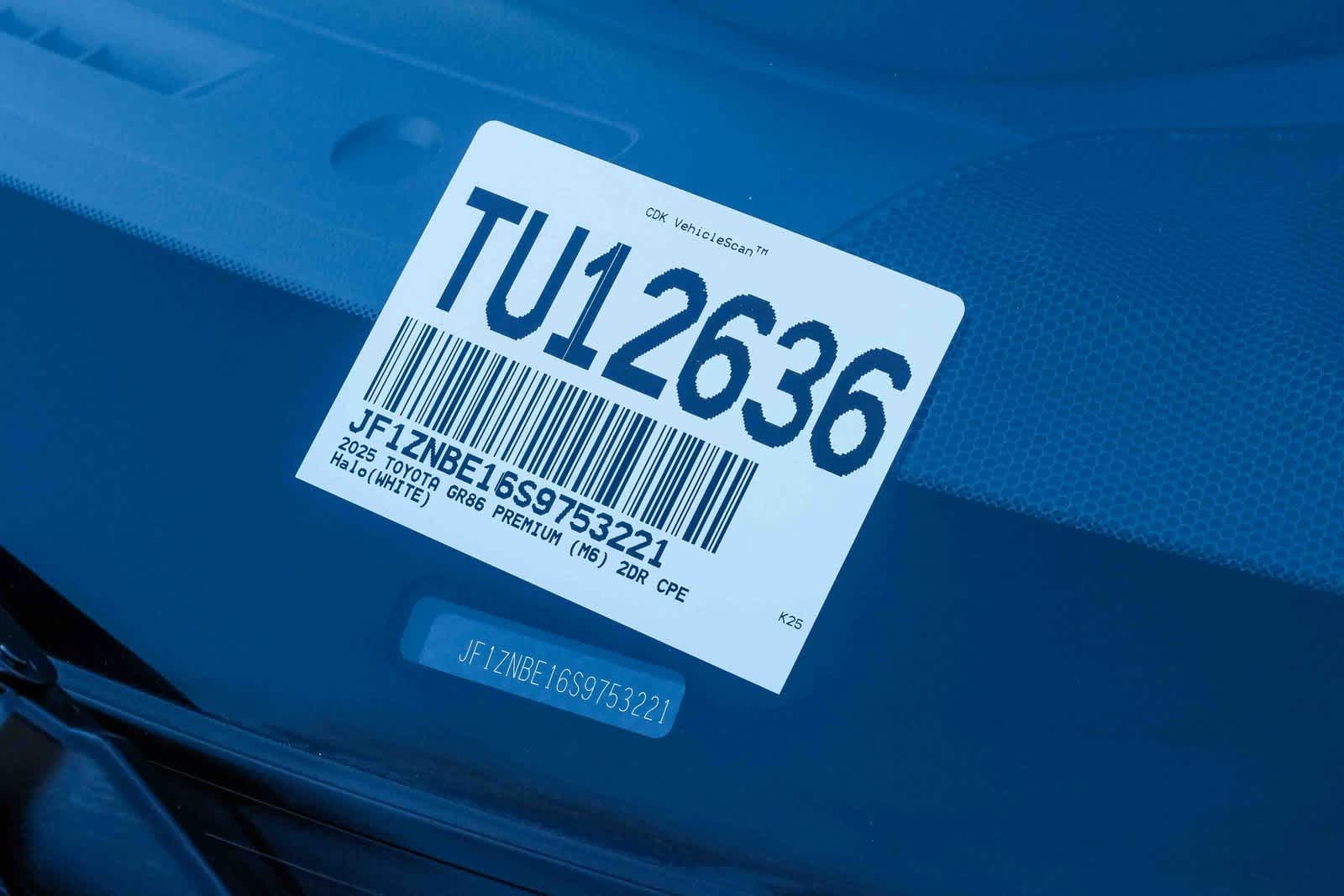 Thumbnail: 2025 Toyota GR86 - 30