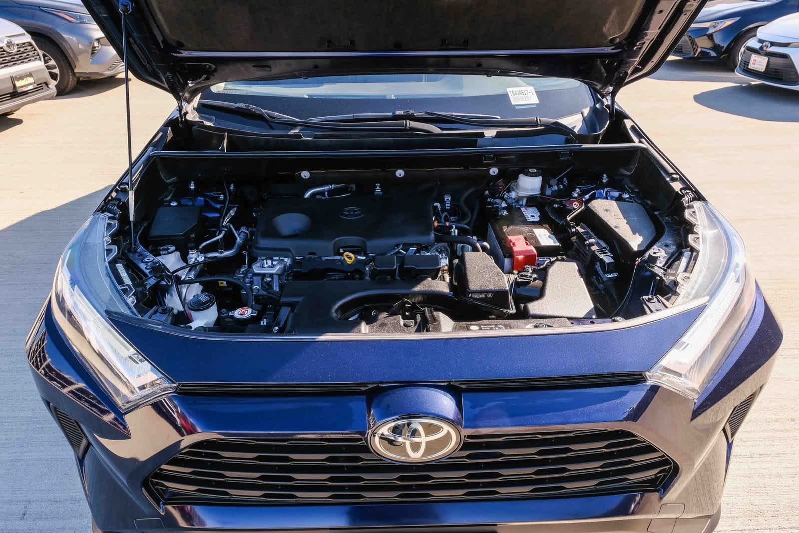 Thumbnail: 2023 Toyota RAV4 - 28