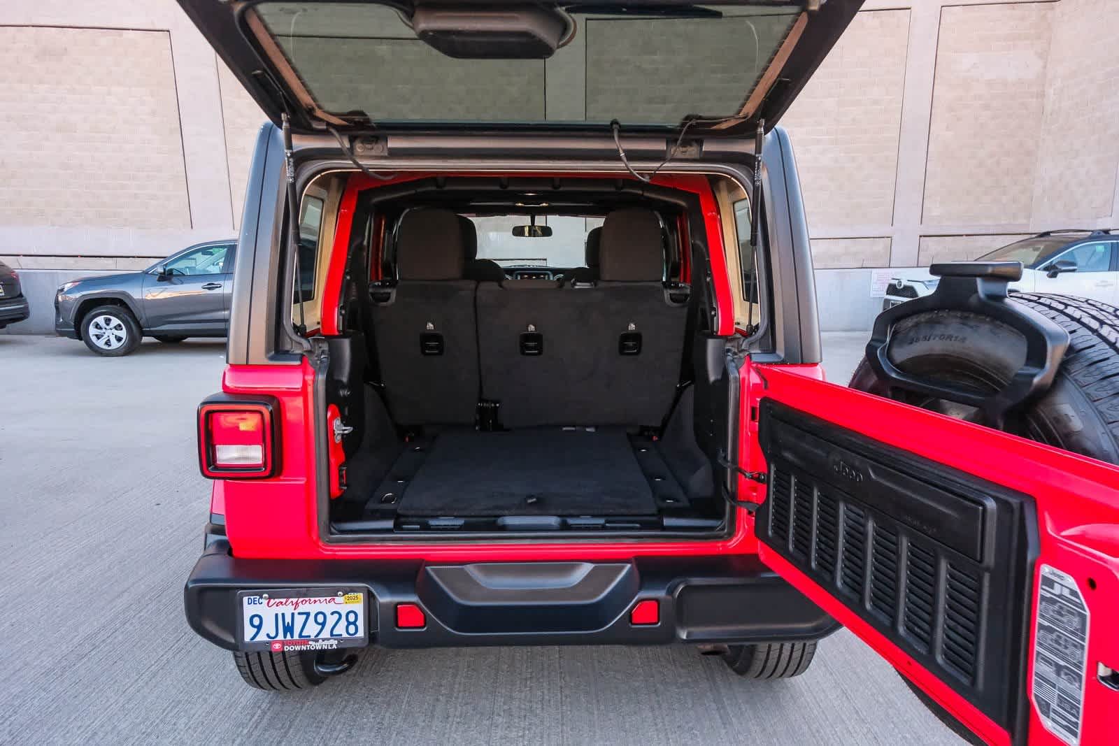 Thumbnail: 2020 Jeep Wrangler - 22