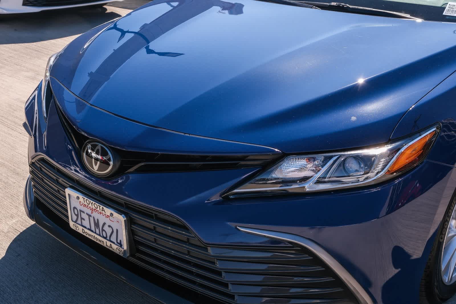 Thumbnail: 2023 Toyota Camry - 9