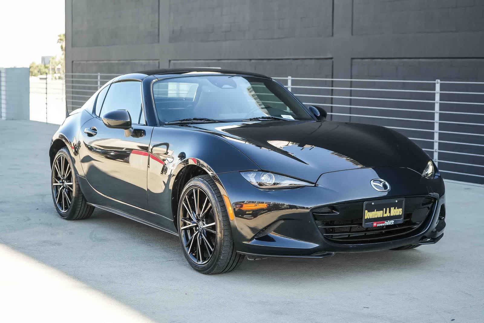 Thumbnail: 2025 Mazda MX-5 Miata - 3