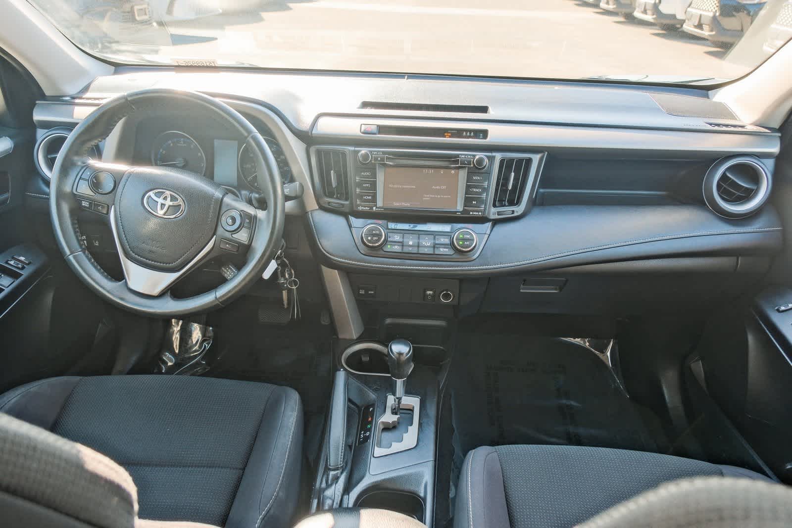Thumbnail: 2017 Toyota RAV4 - 13