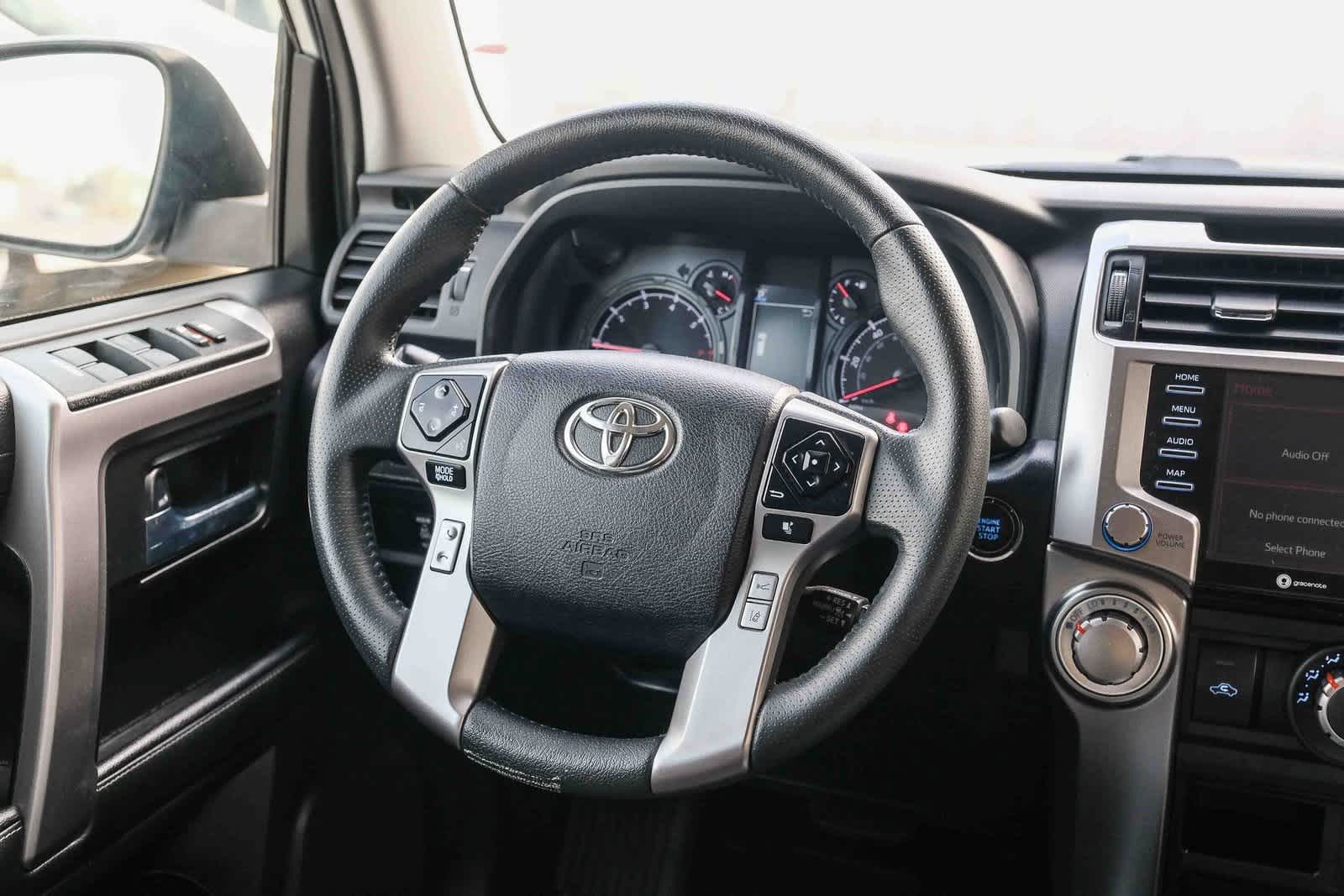 Thumbnail: 2023 Toyota 4Runner - 17