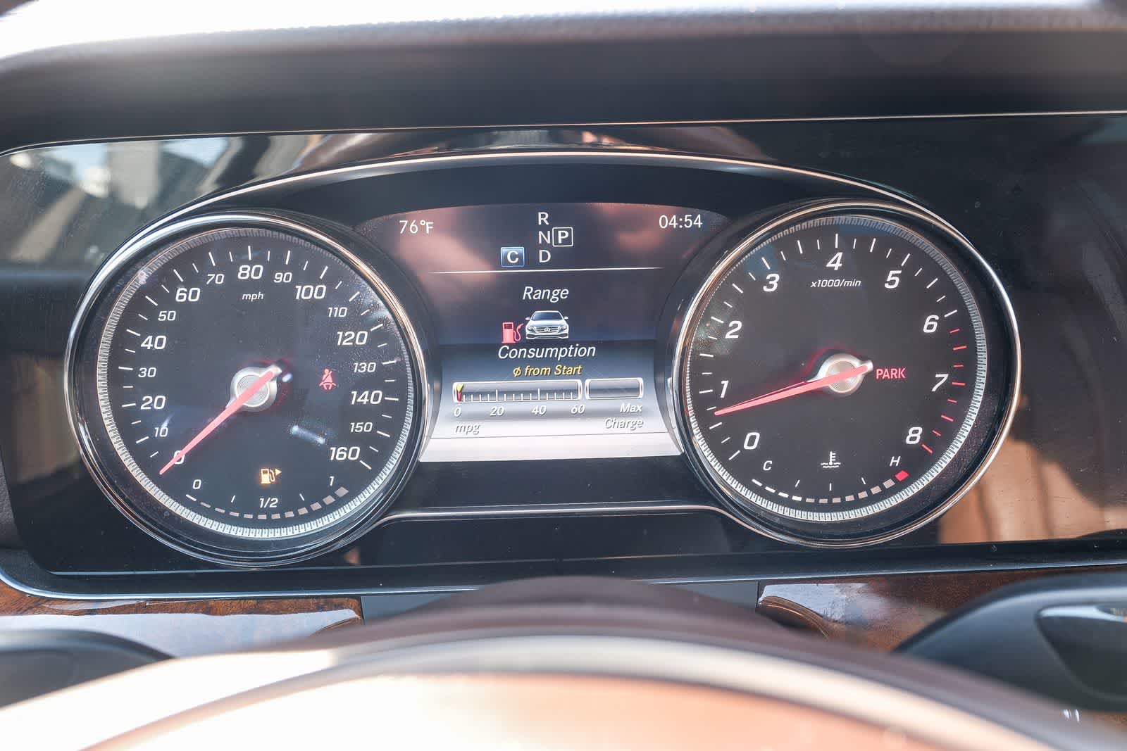 Thumbnail: 2018 Mercedes-Benz E-Class - 26