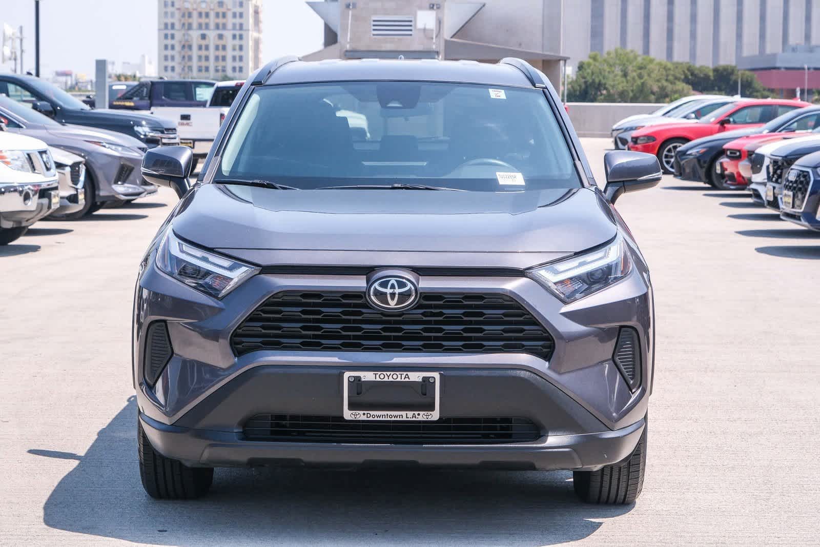 Thumbnail: 2022 Toyota RAV4 - 2