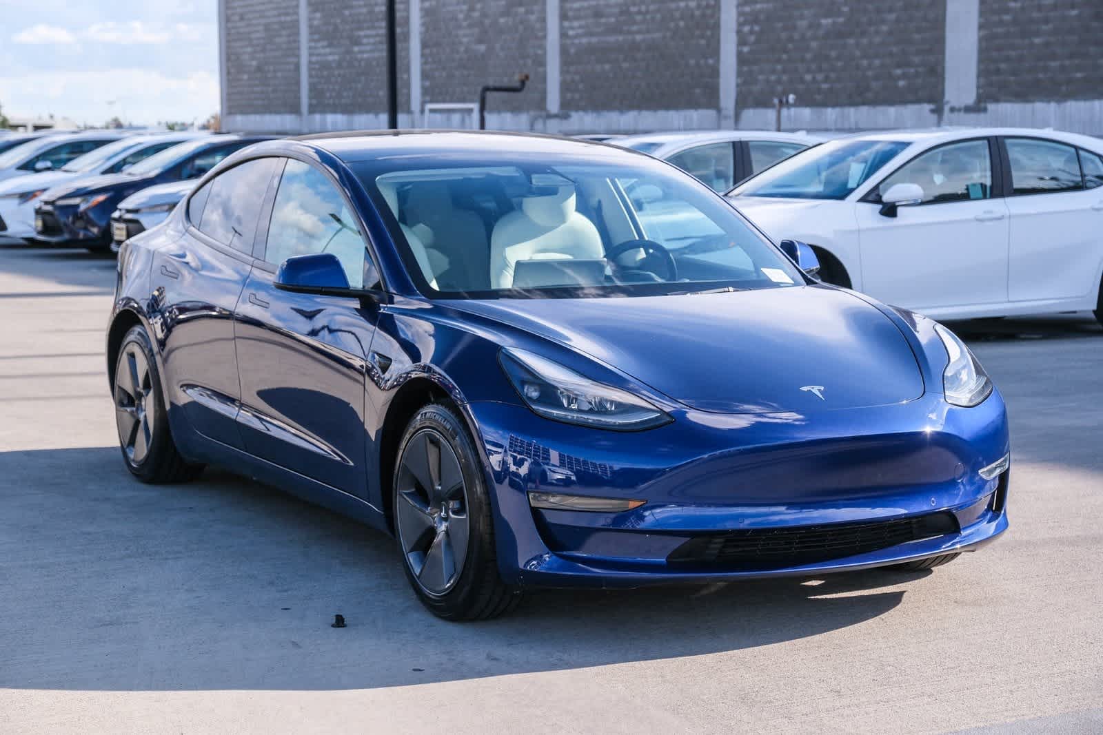 Thumbnail: 2021 Tesla Model 3 - 3