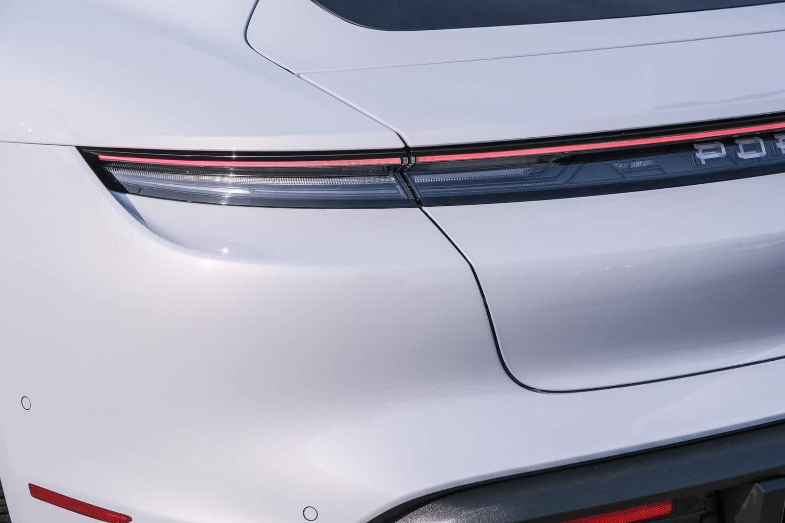 Thumbnail: 2025 Porsche Taycan - 7