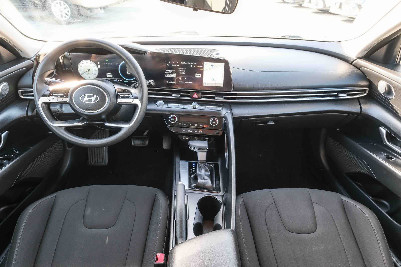 Thumbnail: 2024 Hyundai Elantra - 12