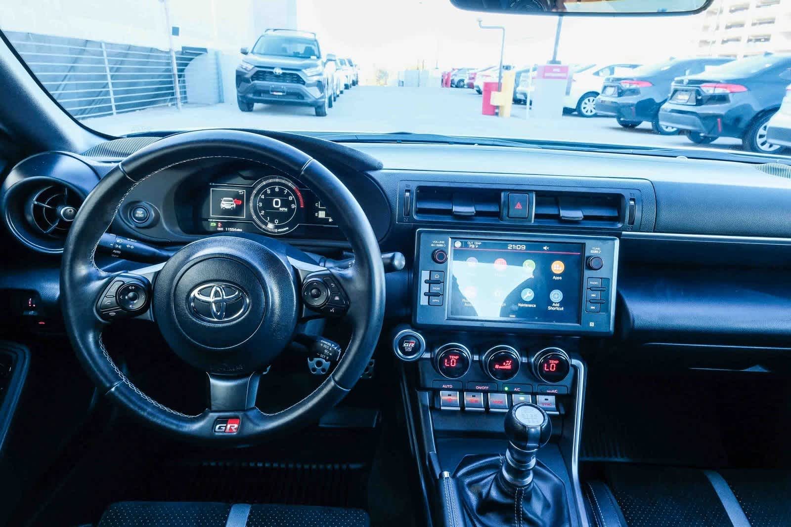 Thumbnail: 2025 Toyota GR86 - 13