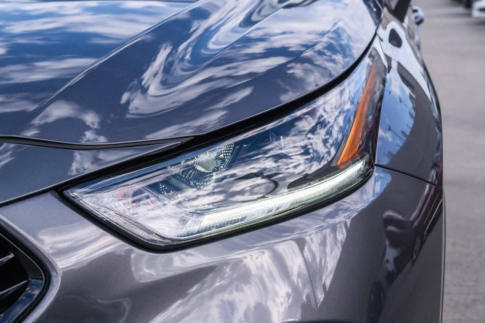 Thumbnail: 2021 Toyota Highlander - 10