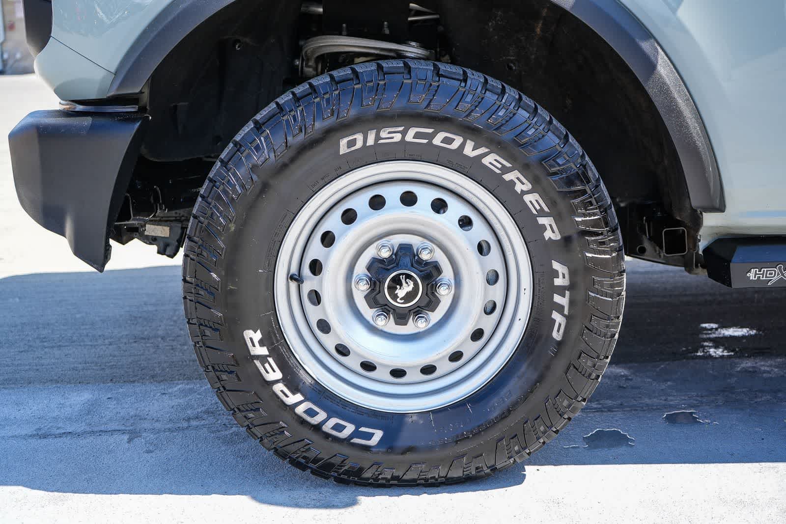 Thumbnail: 2022 Ford Bronco - 11