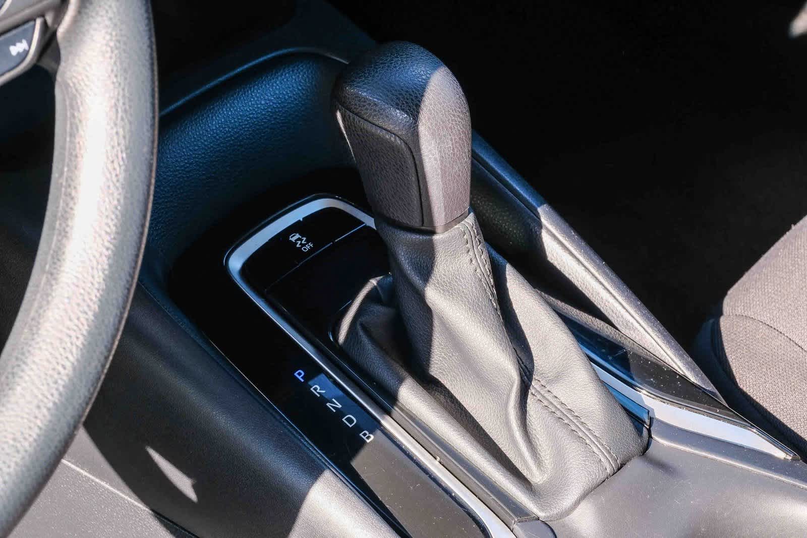 Thumbnail: 2023 Toyota Corolla - 17