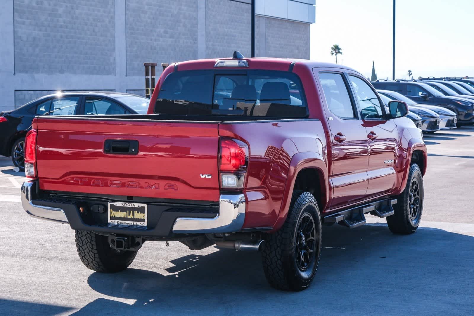 Thumbnail: 2020 Toyota Tacoma - 4