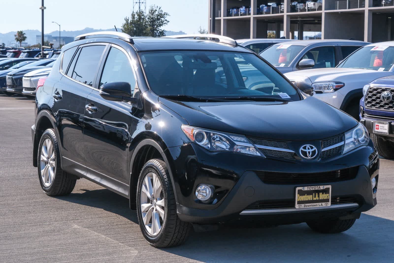 Thumbnail: 2014 Toyota RAV4 - 3