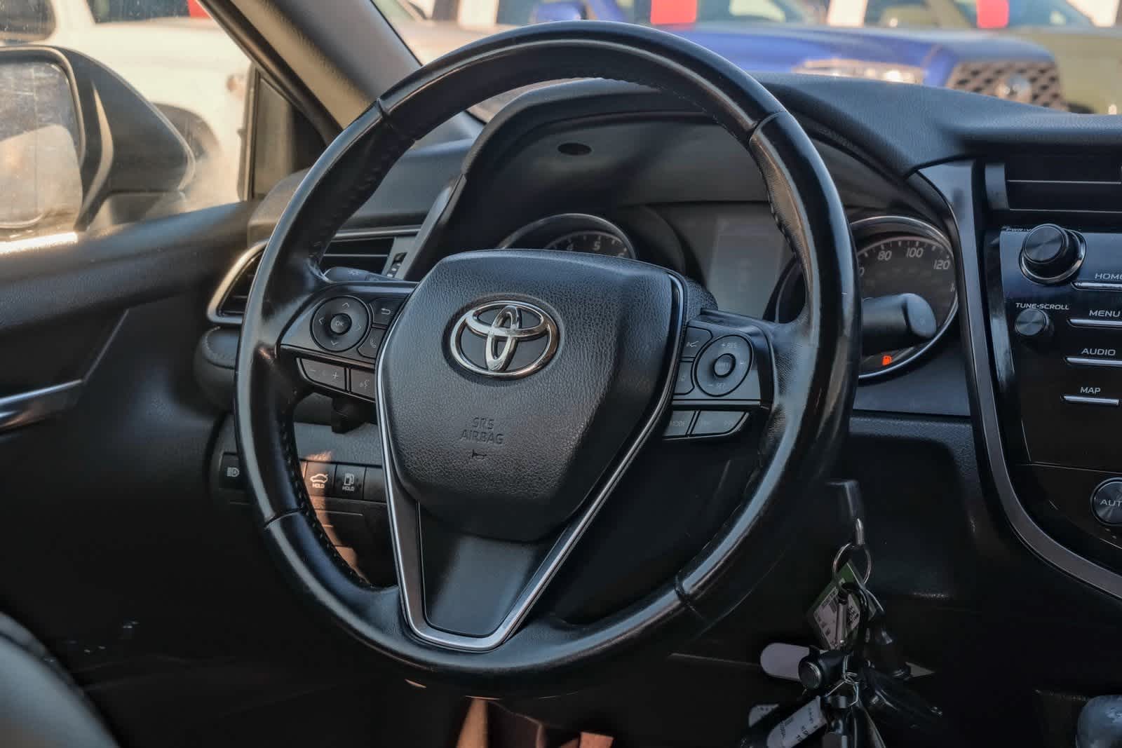 Thumbnail: 2020 Toyota Camry - 14