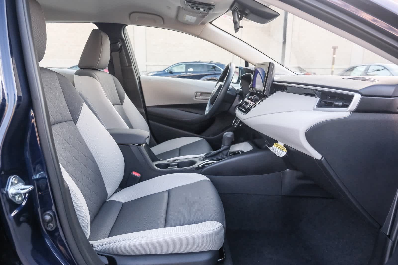 Thumbnail: 2025 Toyota Corolla - 17