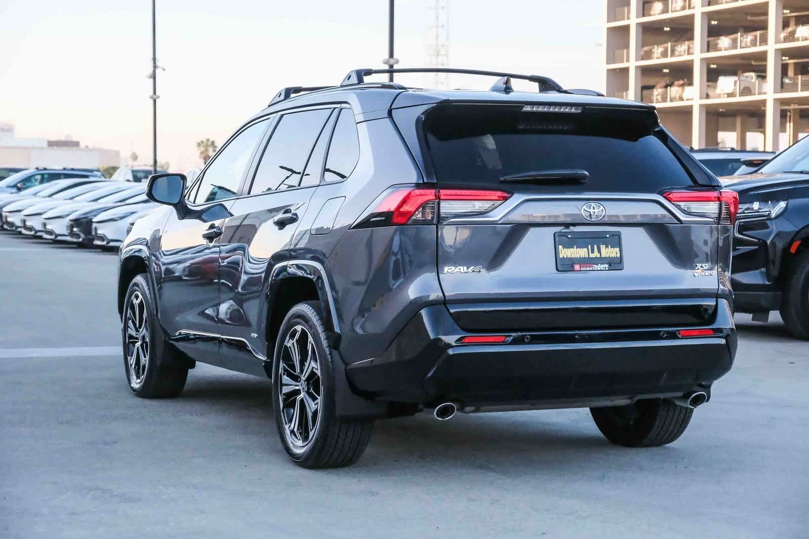 Thumbnail: 2025 Toyota RAV4 - 6