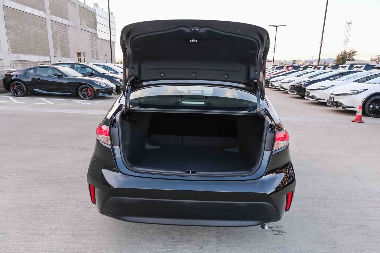 Thumbnail: 2025 Toyota Corolla - 27