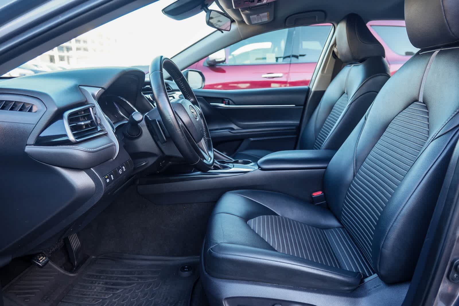 Thumbnail: 2019 Toyota Camry - 20