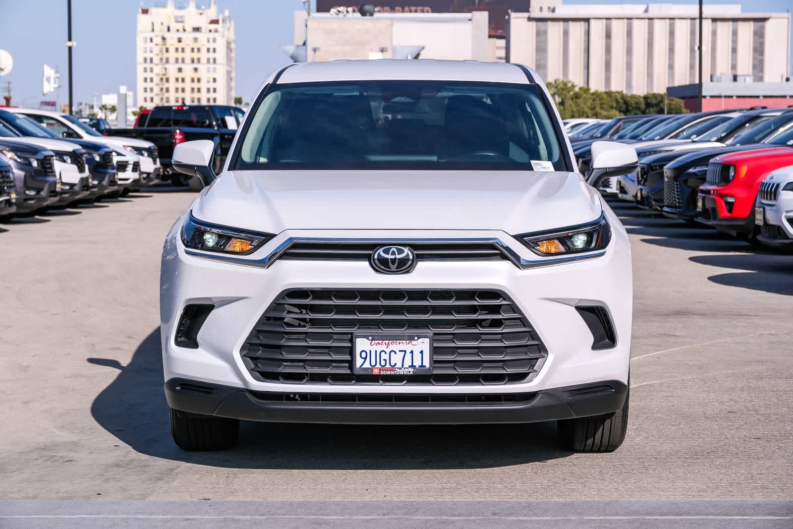 Thumbnail: 2025 Toyota Grand Highlander - 2