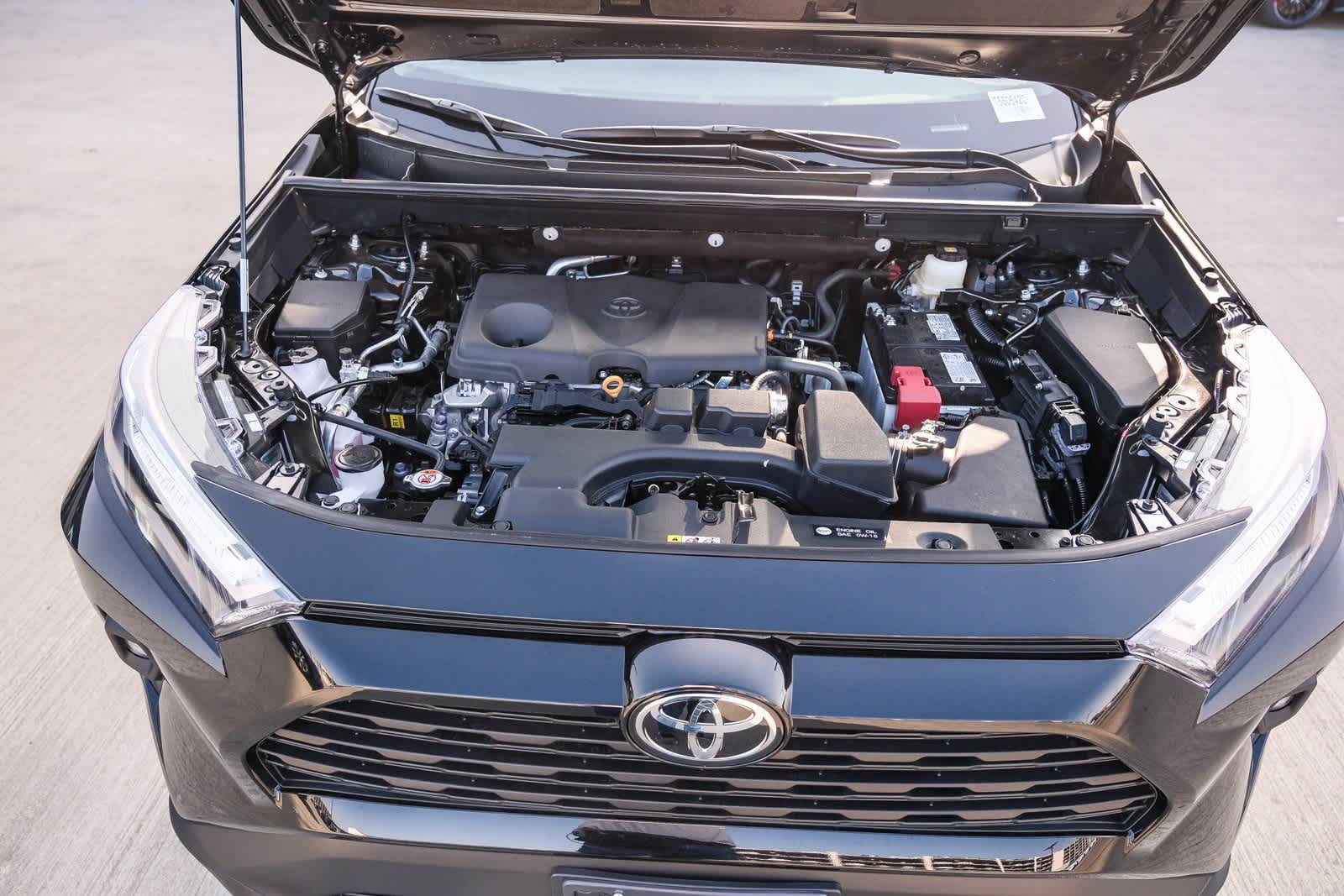 Thumbnail: 2025 Toyota RAV4 - 27