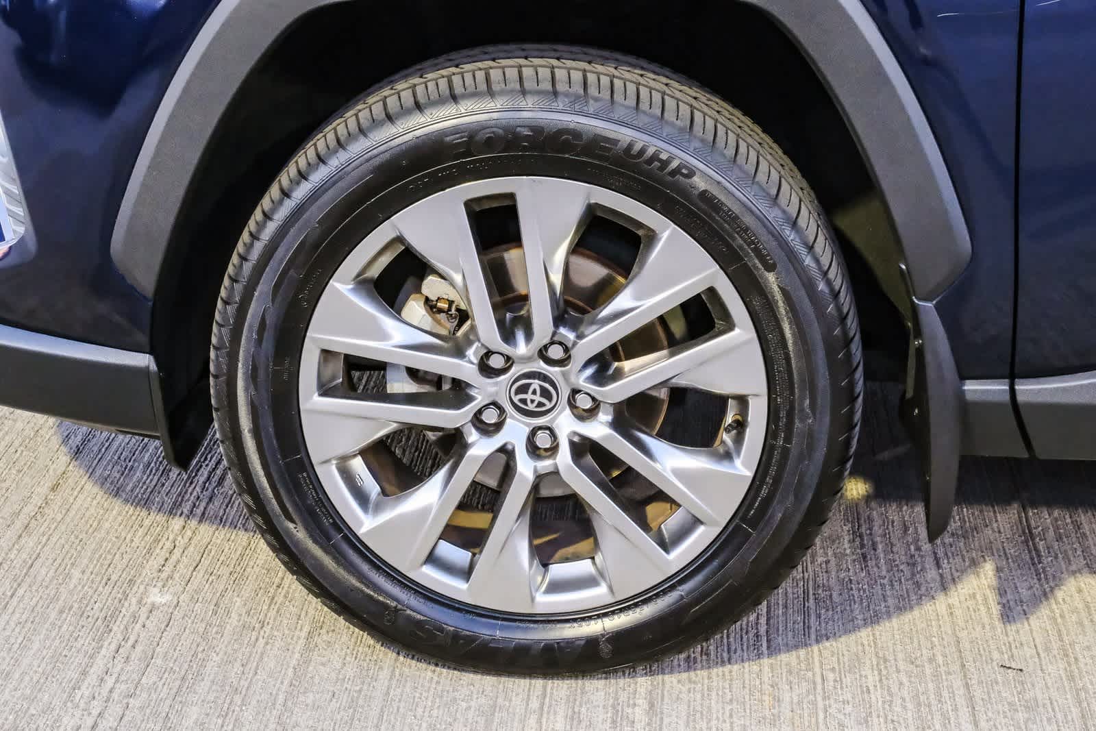 Thumbnail: 2021 Toyota RAV4 - 10