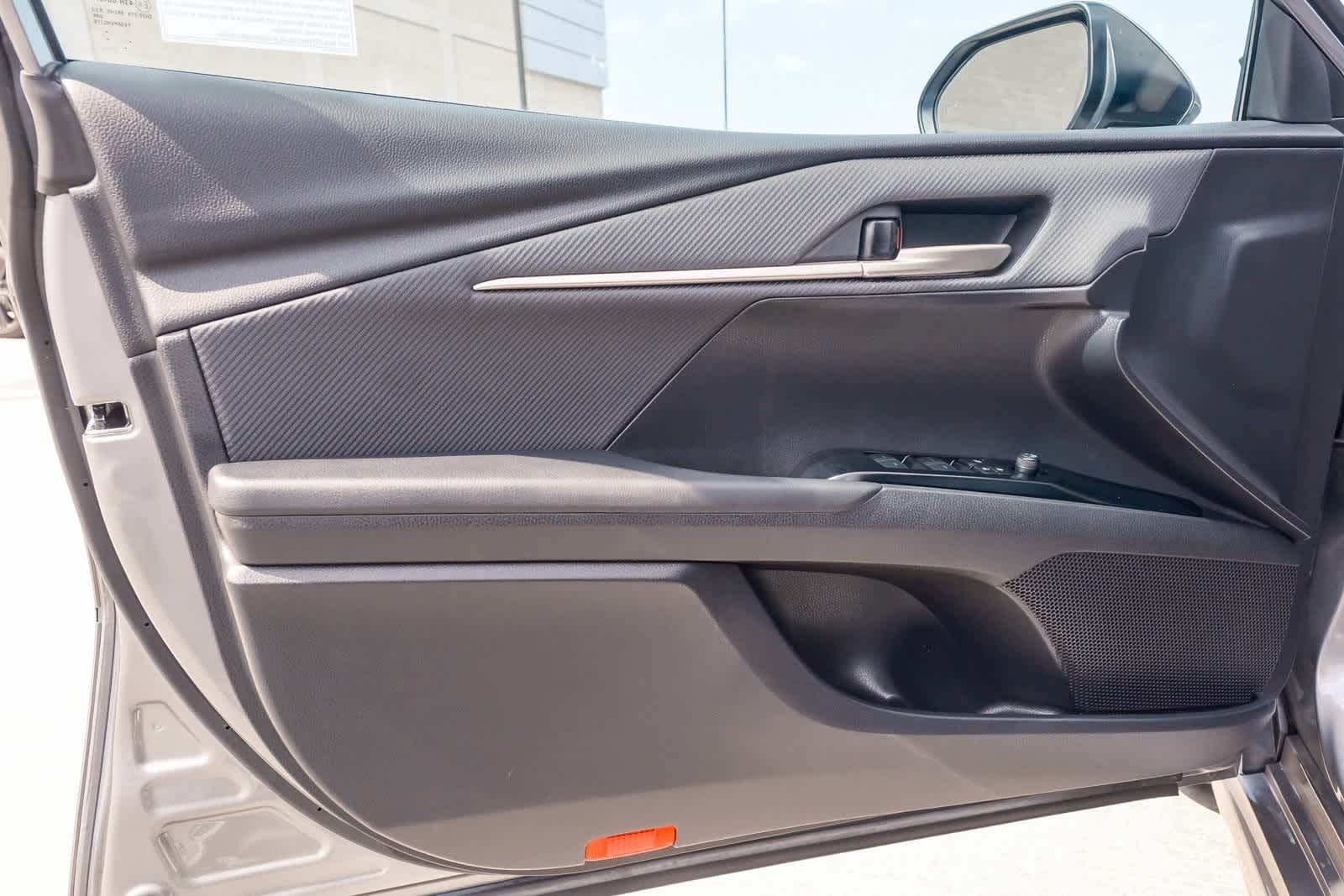 Thumbnail: 2025 Toyota Camry - 22