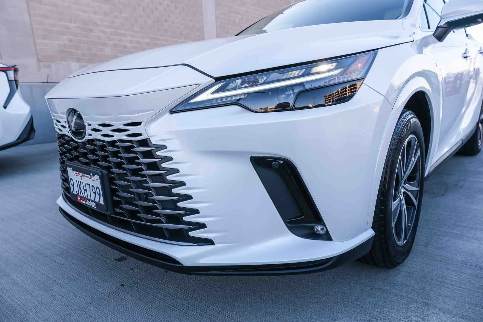 Thumbnail: 2024 Lexus RX - 12