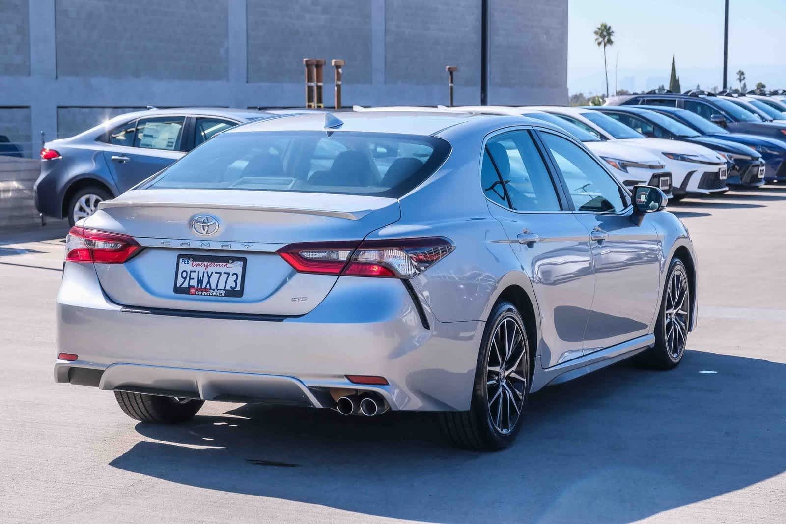 Thumbnail: 2023 Toyota Camry - 4
