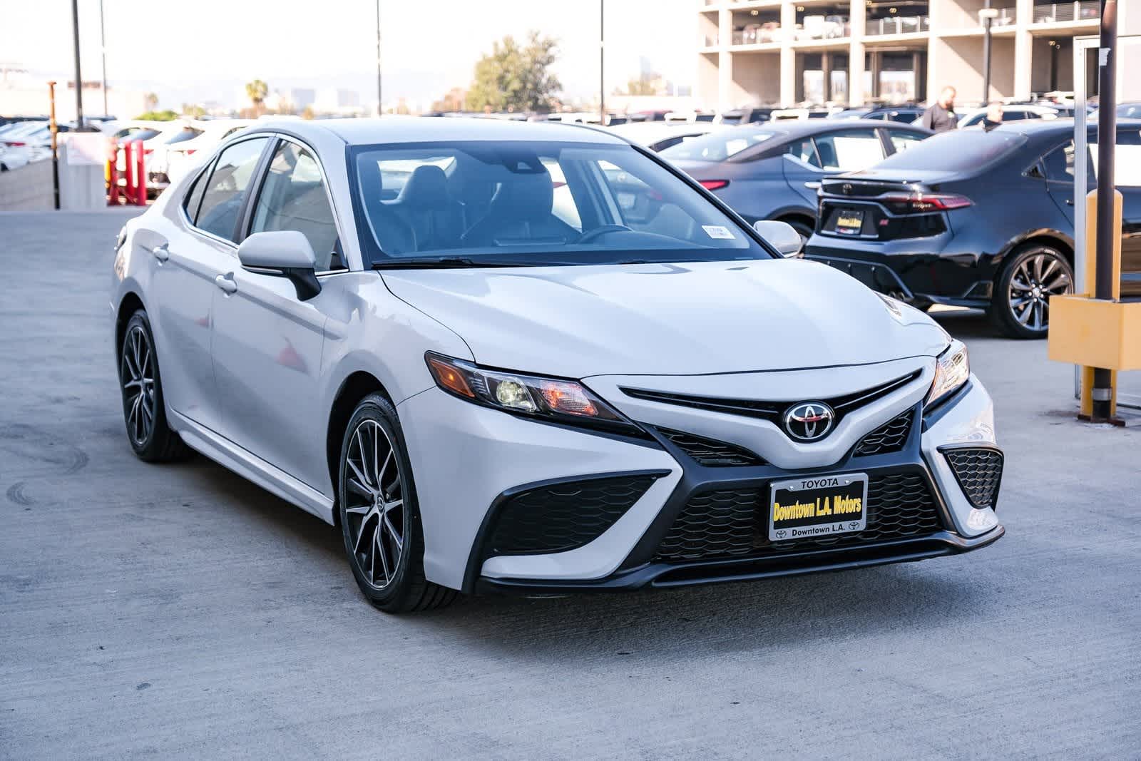 Thumbnail: 2024 Toyota Camry - 3