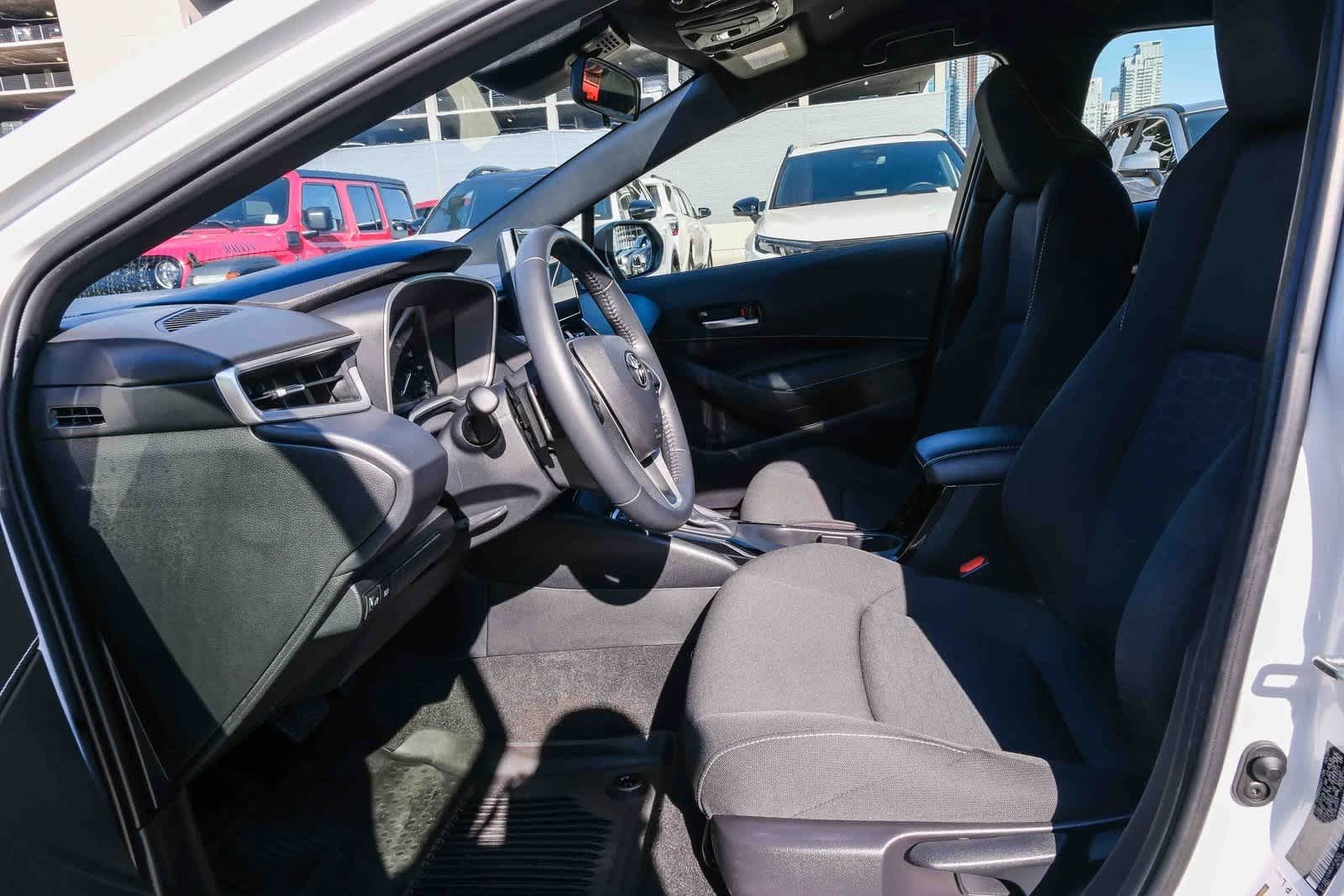 Thumbnail: 2025 Toyota Corolla - 15