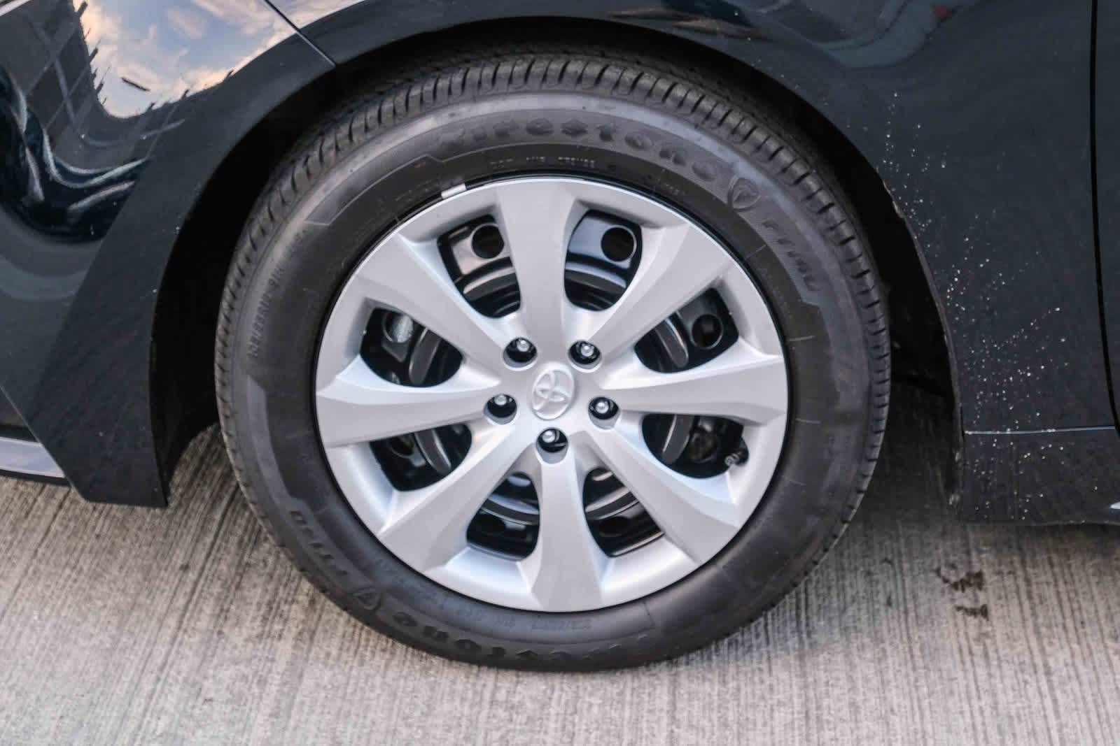 Thumbnail: 2025 Toyota Corolla - 10