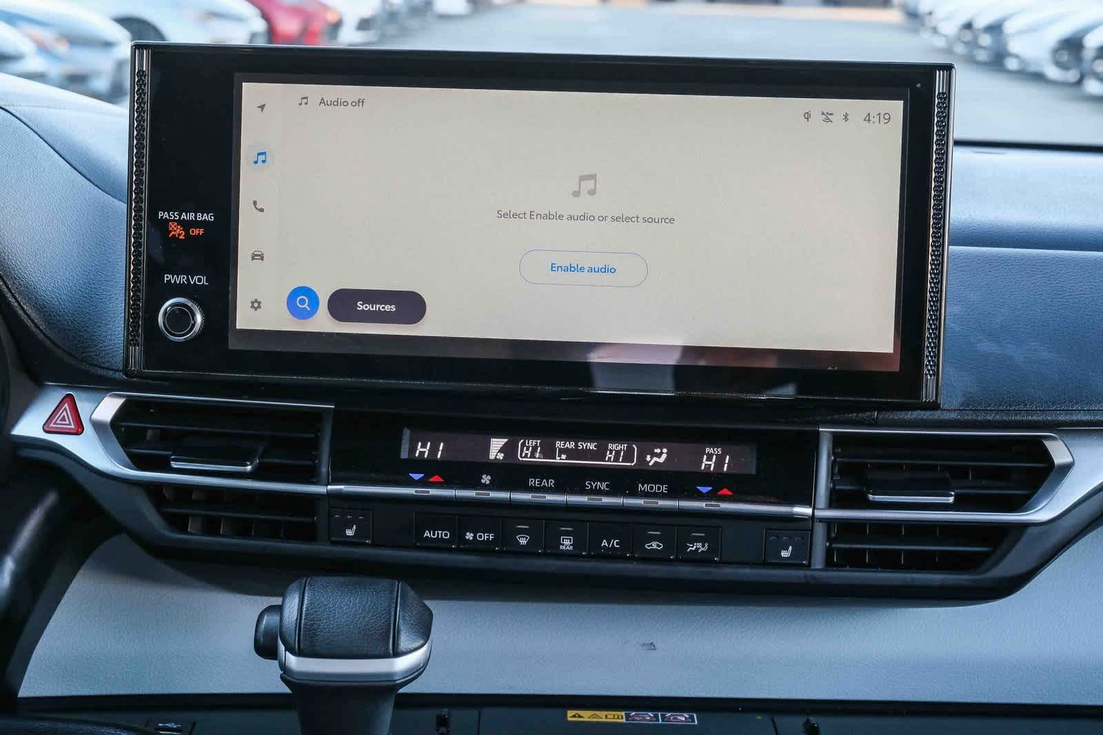 Thumbnail: 2025 Toyota Sienna - 14