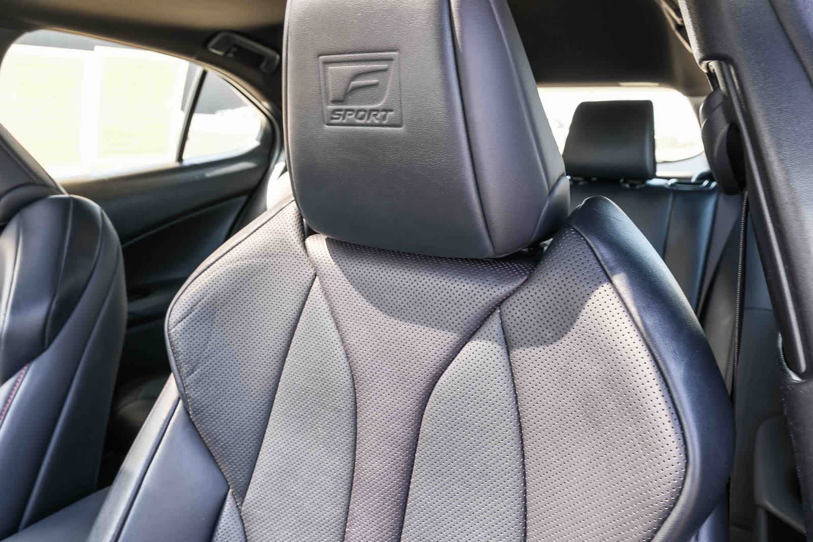 Thumbnail: 2020 Lexus UX - 20