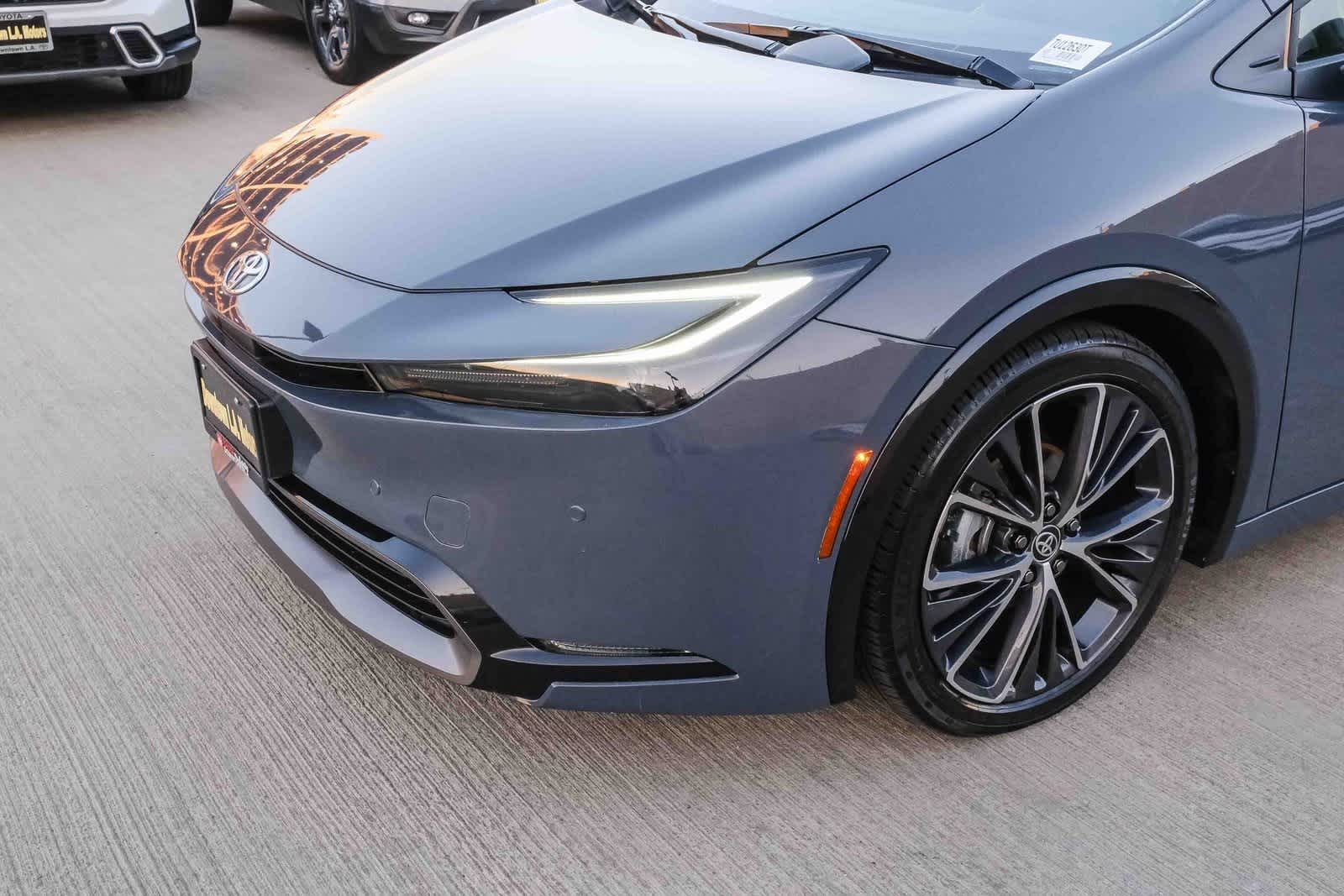 Thumbnail: 2024 Toyota Prius - 12