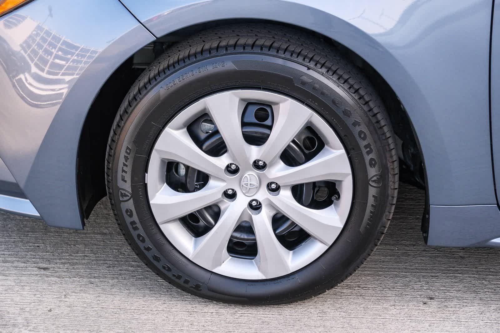 Thumbnail: 2025 Toyota Corolla - 10