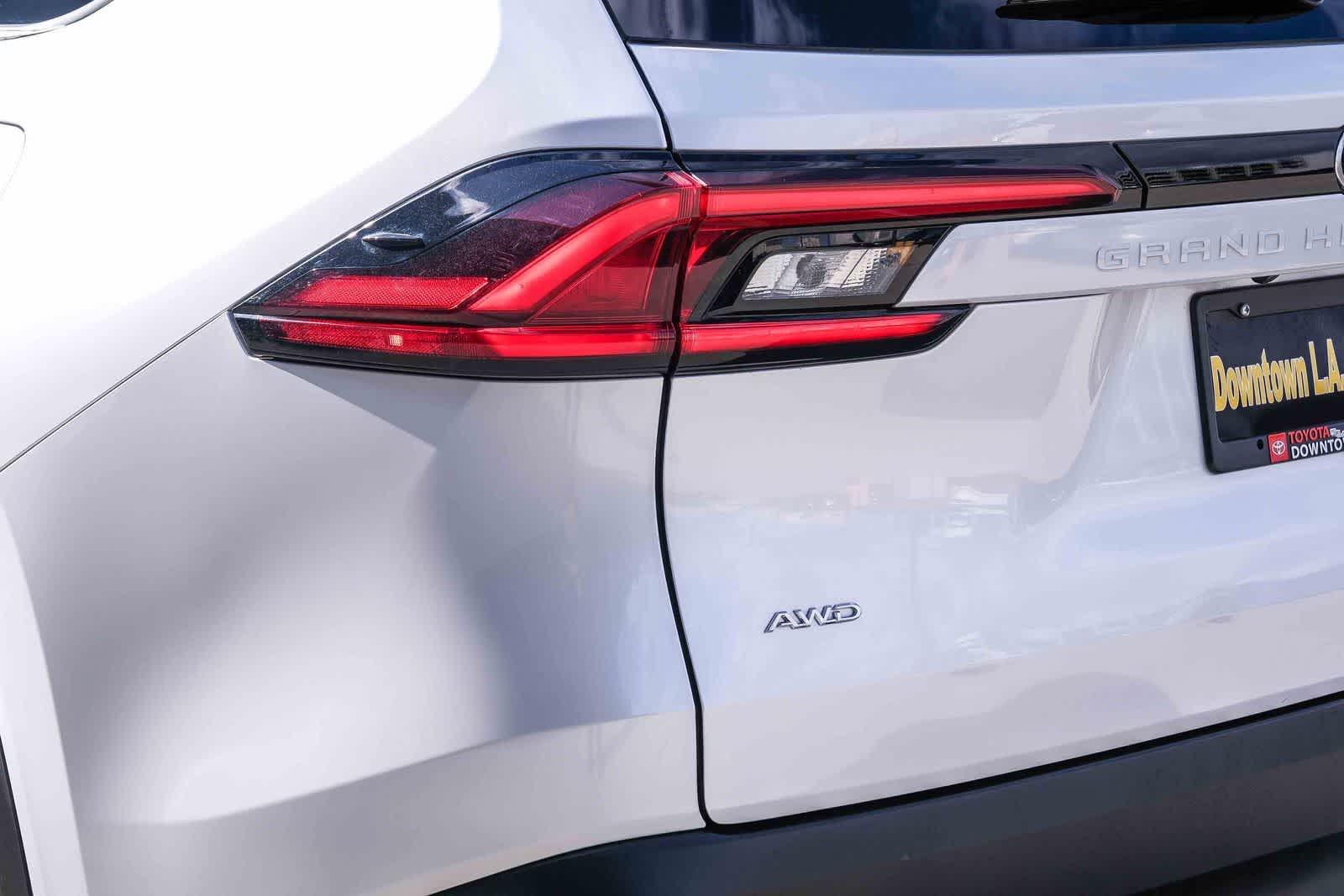 Thumbnail: 2025 Toyota Grand Highlander - 7