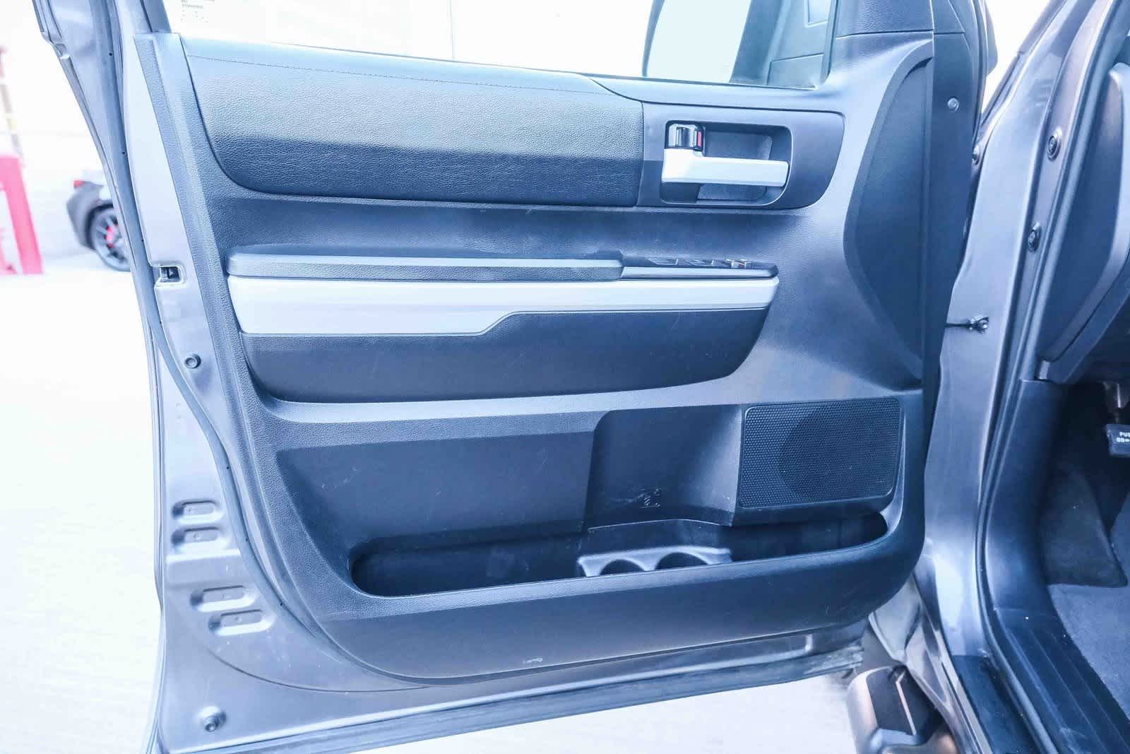 Thumbnail: 2021 Toyota Tundra - 24