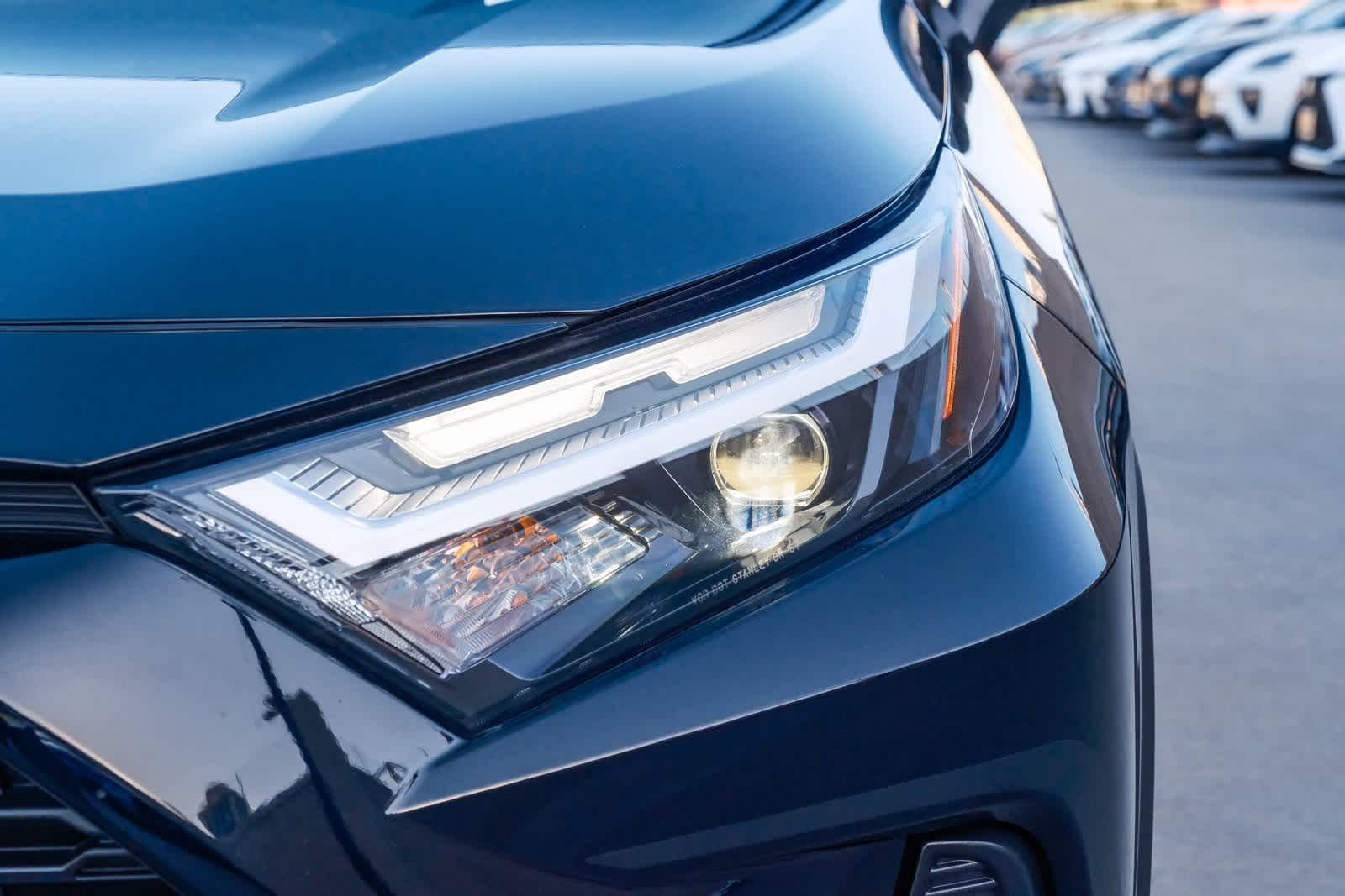 Thumbnail: 2024 Toyota RAV4 - 11