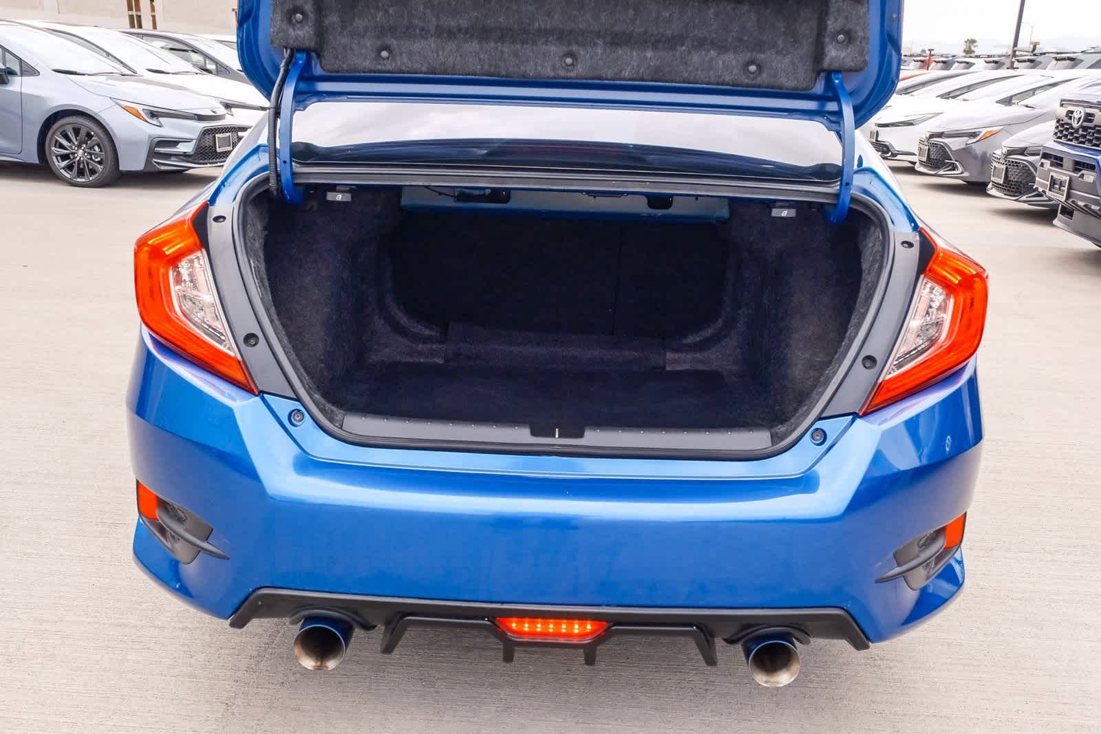 Thumbnail: 2017 Honda Civic - 26