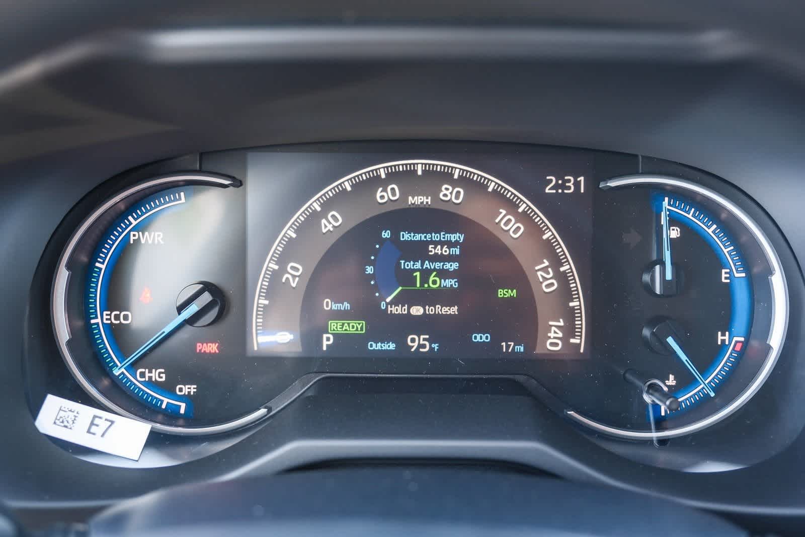 Thumbnail: 2025 Toyota RAV4 - 25