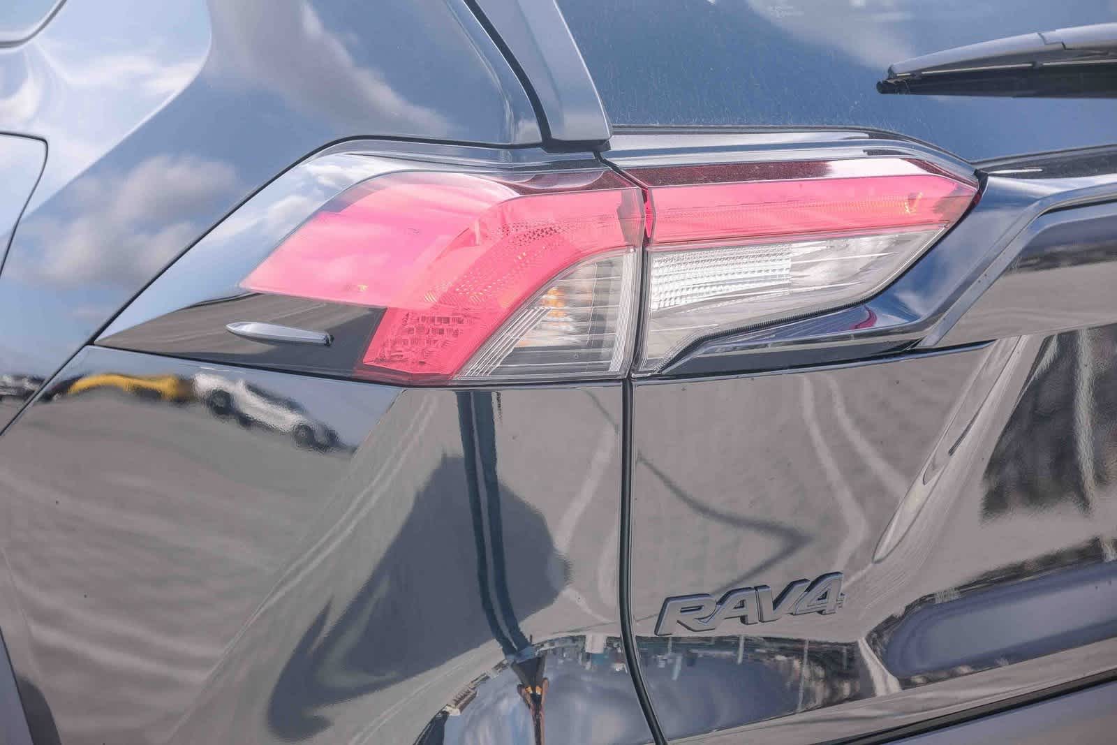 Thumbnail: 2025 Toyota RAV4 - 7