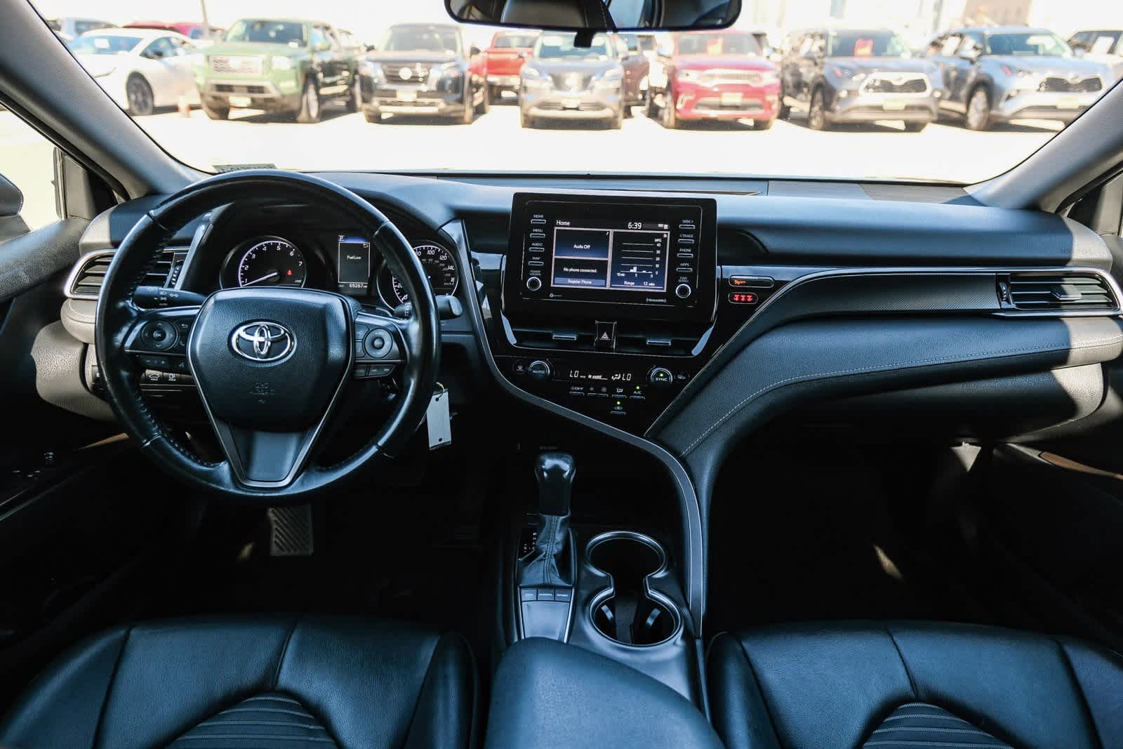 Thumbnail: 2022 Toyota Camry - 13