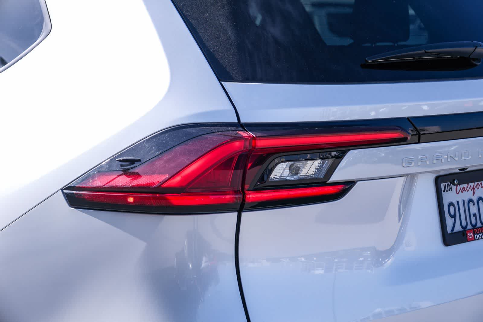 Thumbnail: 2025 Toyota Grand Highlander - 7