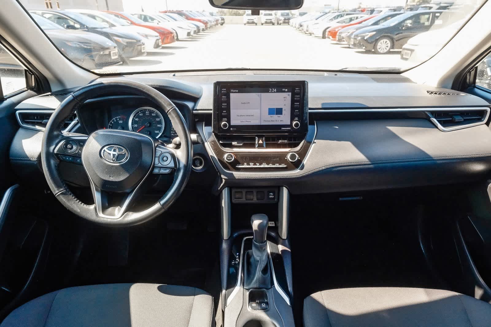 Thumbnail: 2022 Toyota Corolla Cross - 13