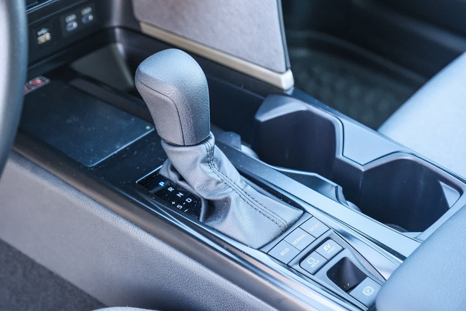 Thumbnail: 2026 Toyota Camry - 21