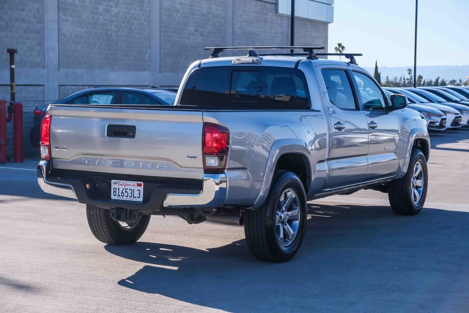 Thumbnail: 2022 Toyota Tacoma - 4