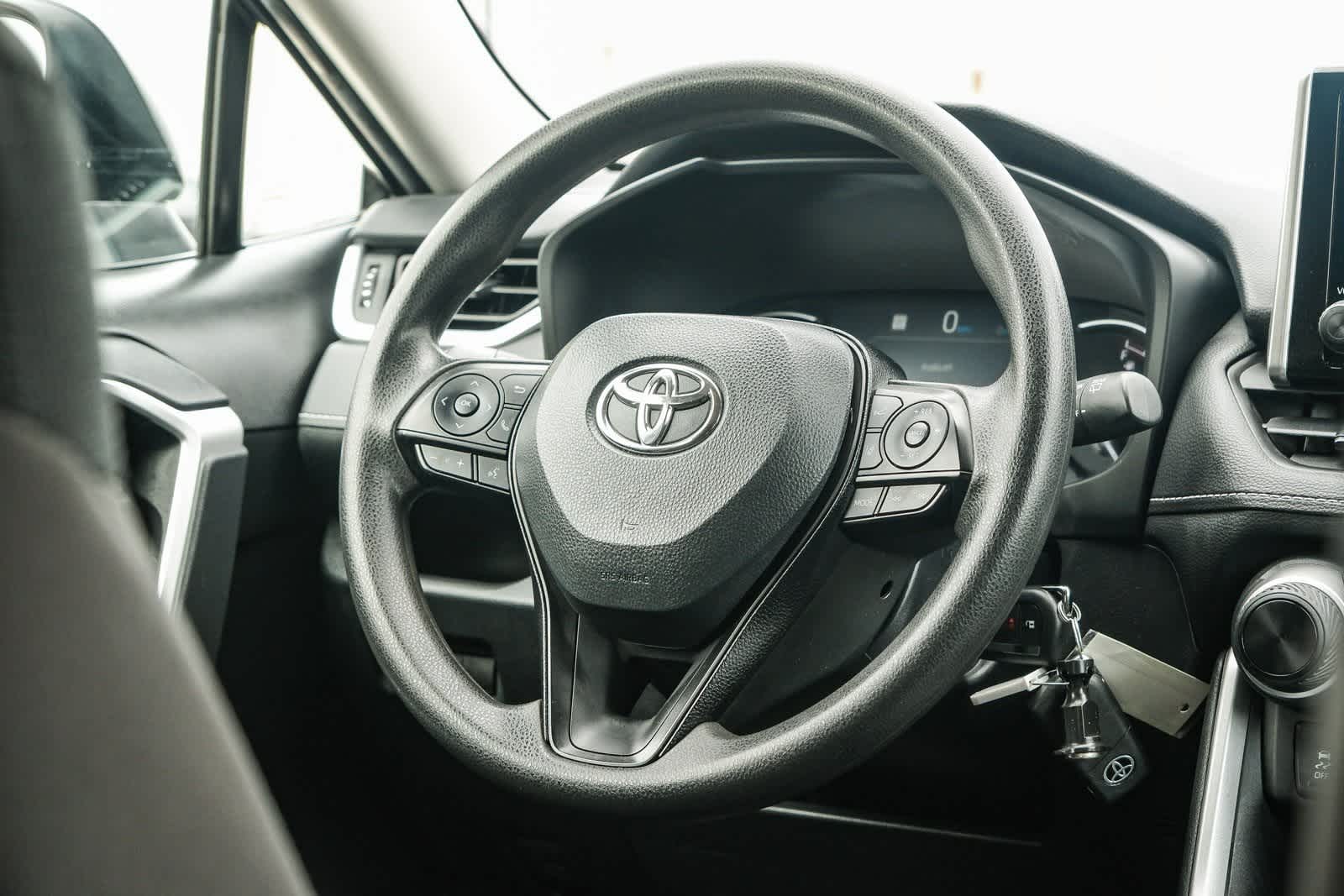Thumbnail: 2024 Toyota RAV4 - 17
