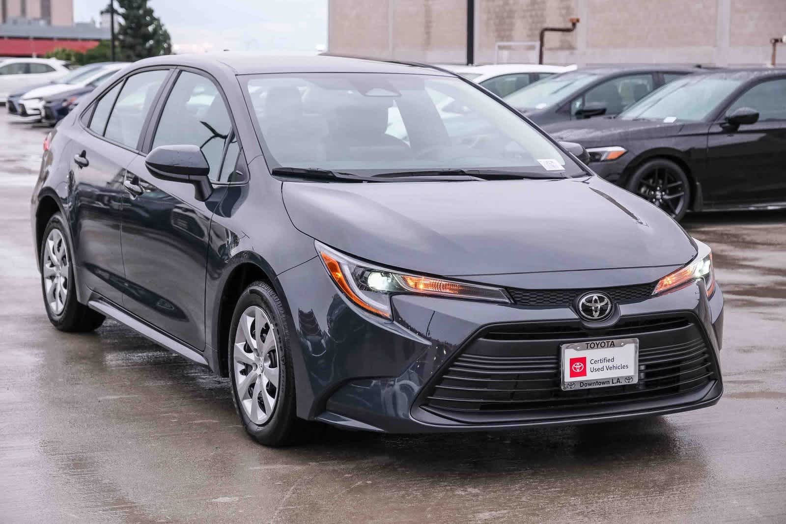 Thumbnail: 2025 Toyota Corolla - 3